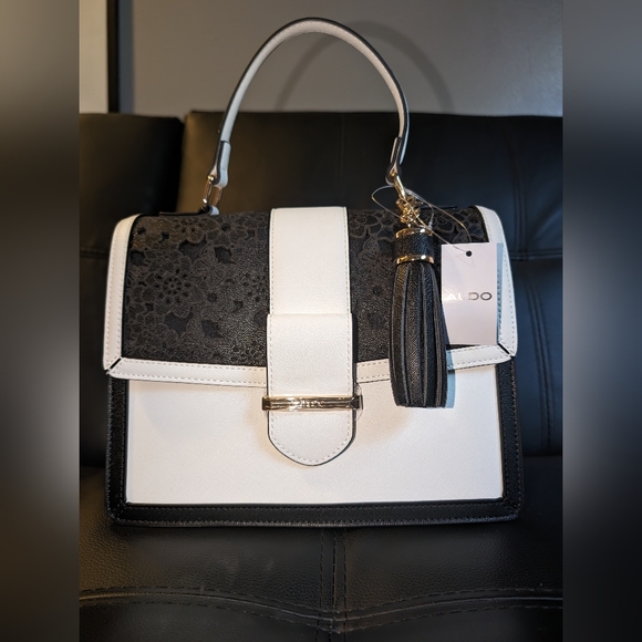 Aldo Black & White Crossbody - Picture 5 of 8